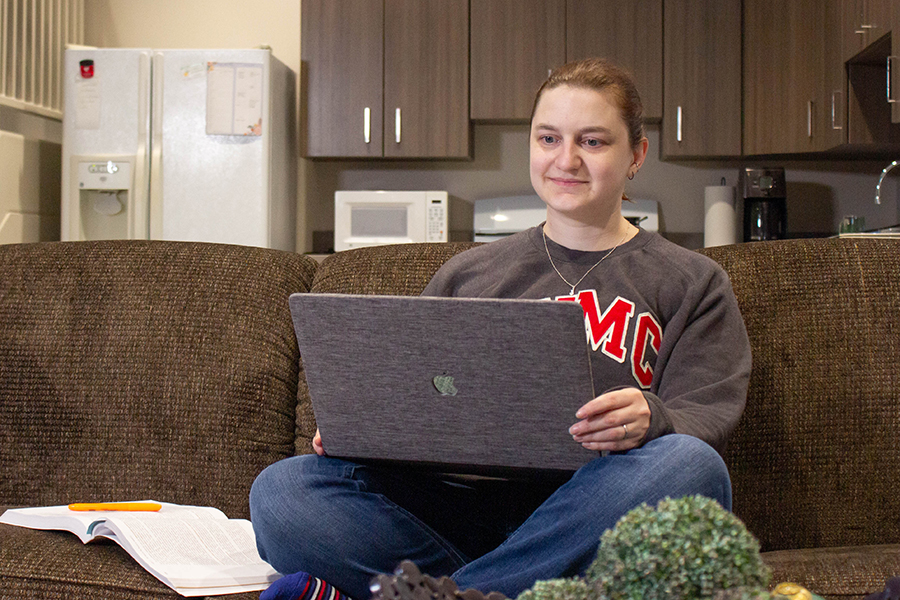 Student learning at home online