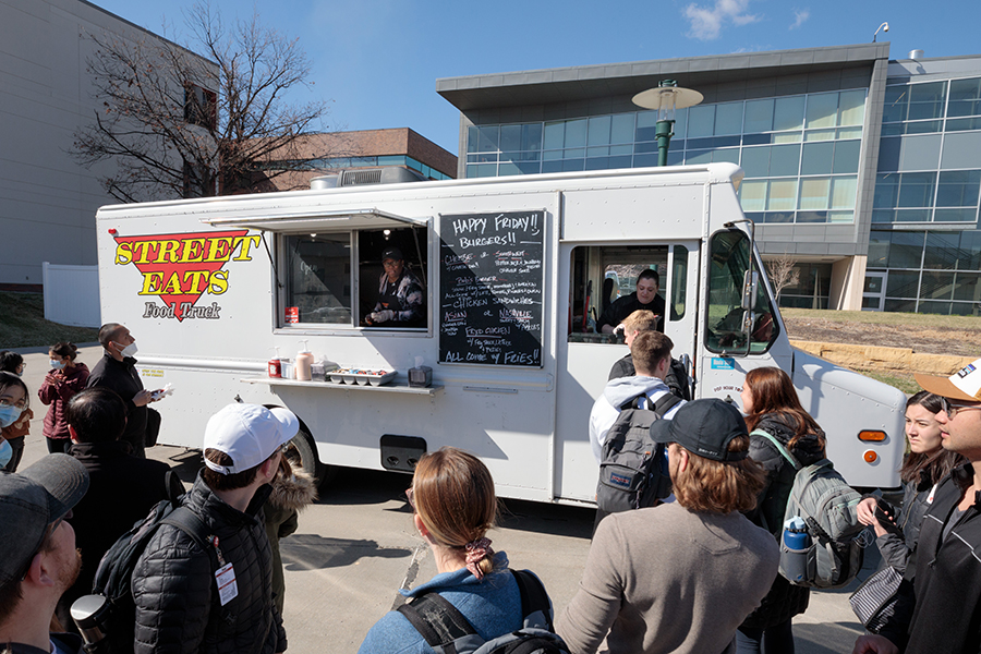 Food truck visits Omaha campus