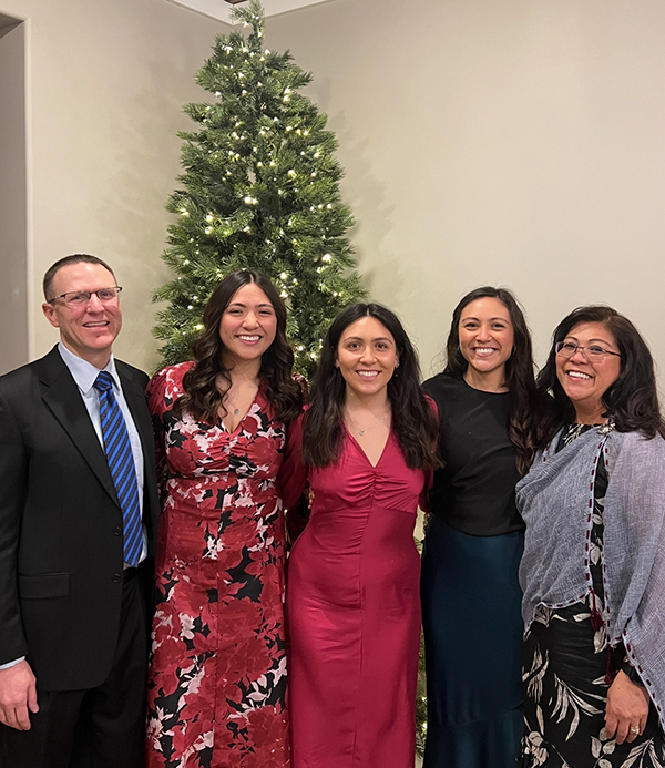 Maria Johnson N’95, Eric Johnson M’96 and their children.