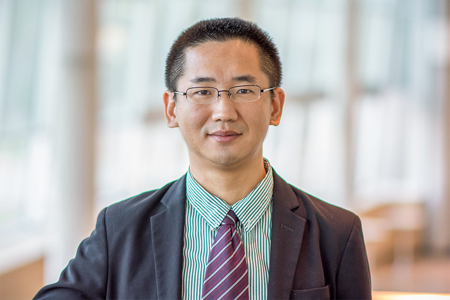 Hanjun Wang, MD, headshot