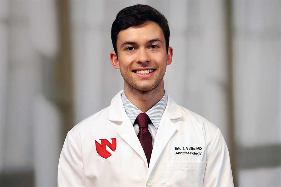 Eric Vallin, MD, headshot