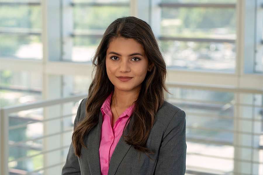 Susmita Basnet, CRNA, headshot