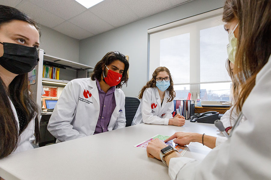MD students can choose Enrichment Medical Education Tracks