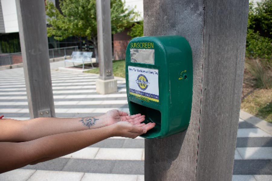 Sunscreen dispenser on UNMC's campus