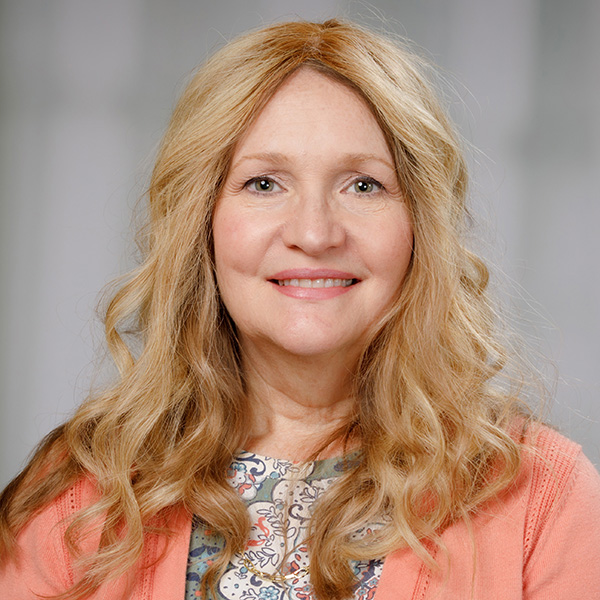 Dr. Gwen Reiser