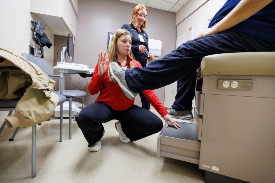 learner and educator in simulated patient encounter