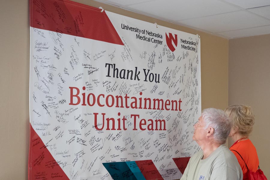 A banner thanks the Biocontainment team