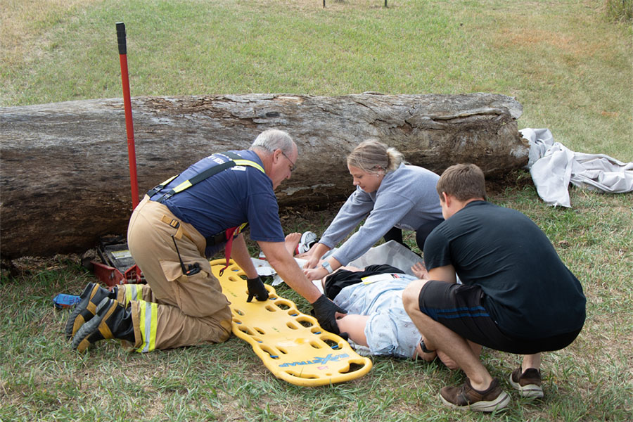Outdoor disaster training with UNMC Emergency Medicine doctors and local EMS