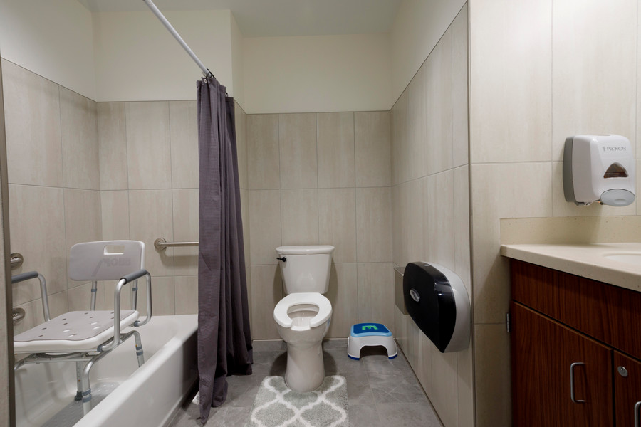 MMI's simulated apartment bathroom.