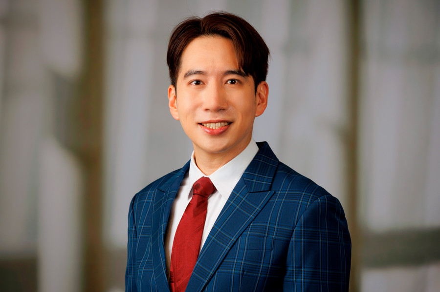 Thapat Wannarong, MD