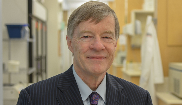 Phil Smith, M.D., will receive the College of Medicine Alumni Chapter's Honorary Alumnus Award at the Alumni Reunion Weekend Awards Banquet.