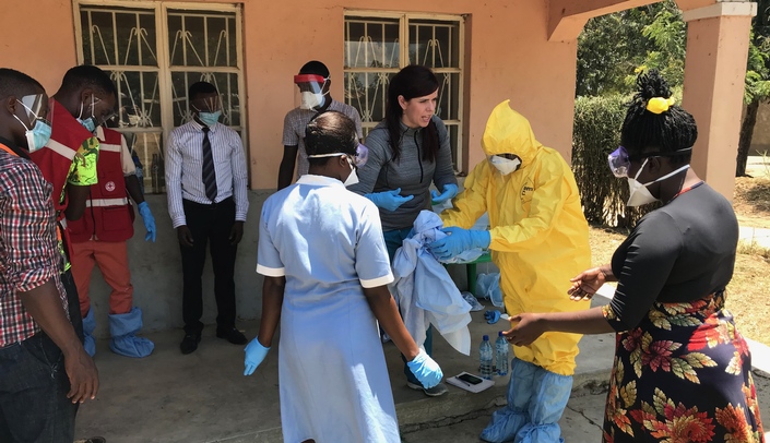 Image with caption: UNMC and Nebraska Medicine have responded to a request from an international agency to send a team of infectious diseases experts to Uganda to help prevent the spread of Ebola.

UNMC and Nebraska Medicine have responded to a request from an international agency to send a team of infectious diseases experts to Uganda to help prevent the spread of Ebola.