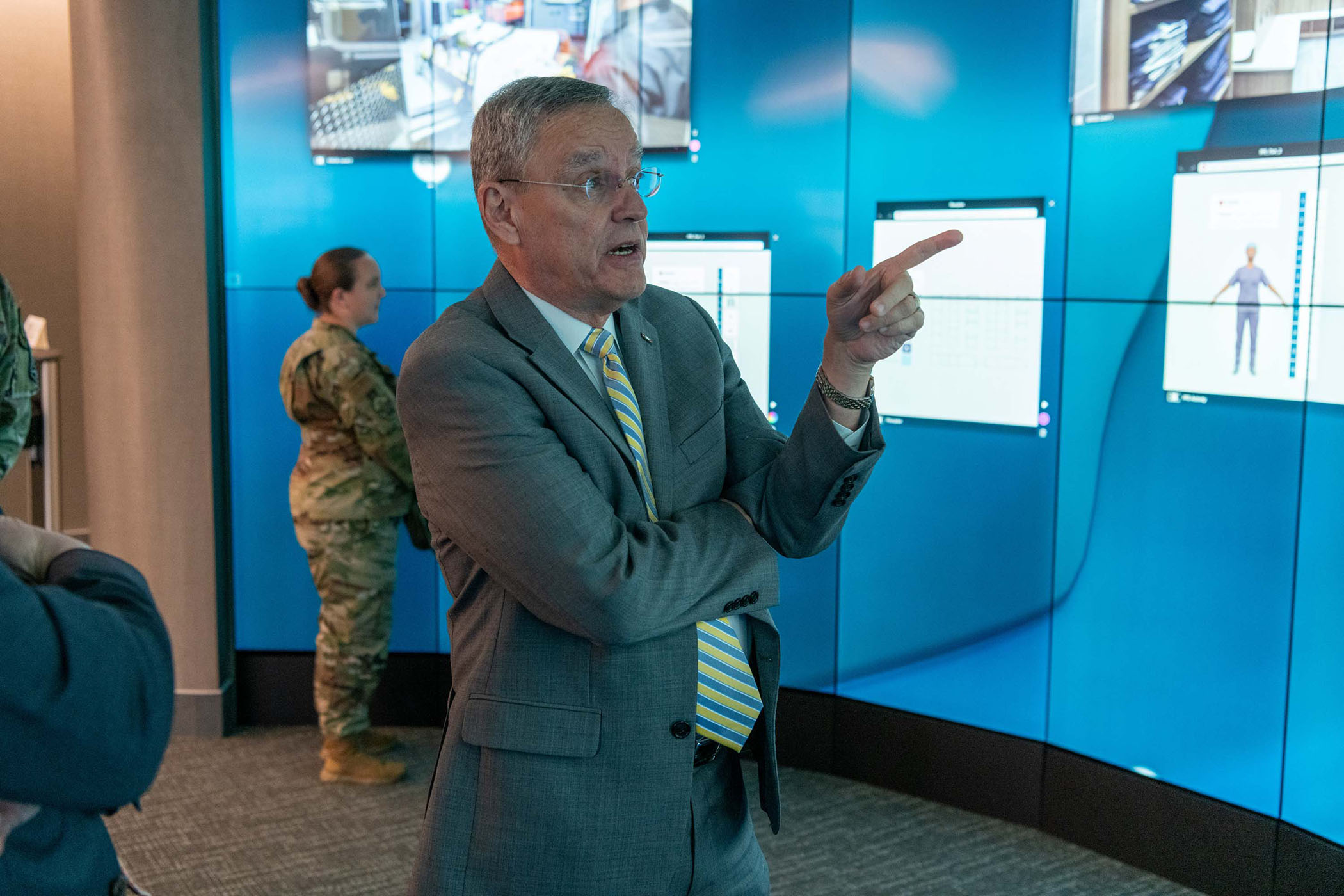 Lester Martínez-López&comma; MD&comma; assistant secretary of defense for Health Affairs tours iEXCEL during a recent visit to the UNMC campus&period; &lpar;Photo by Nicholas Harnack&comma; 55th Wing Public Affairs&comma; Offutt Air Force Base&comma; Nebraska&rpar;