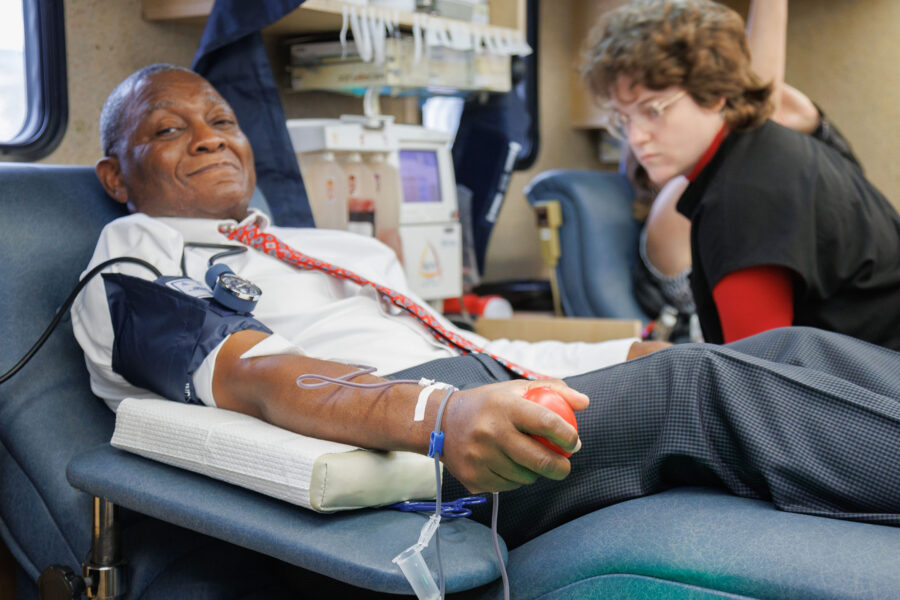 Interim Chancellor H&period; Dele Davies&comma; MD&comma; donates blood at a UNMC blood drive on Oct&period; 30&period; UNMC donations are a part of the Big 10 blood drive challenge sponsored by Abbott&period;