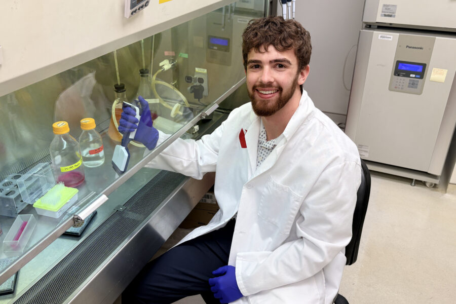 Kaiden Aaronson of Nebraska Wesleyan University is working in the lab of Todd Wyatt&comma; PhD&comma; this summer&period;