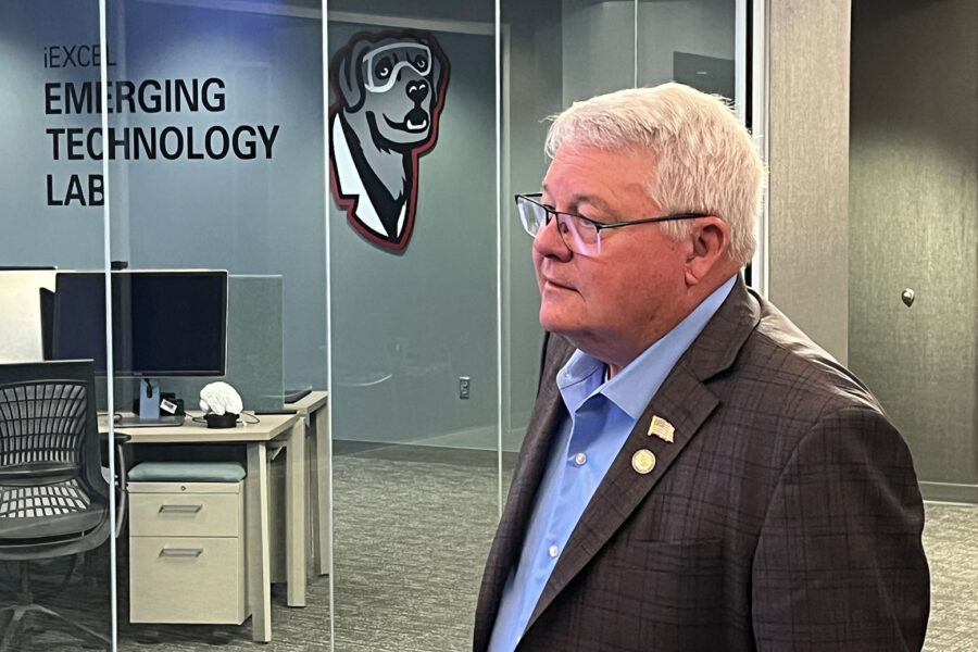 Sen&period; Rick Holdcroft tours the iEXCEL program at the Davis Global Center&period;