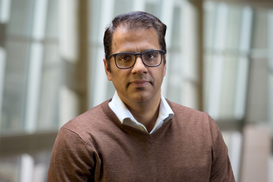 Javeed Iqbal&comma; PhD&comma; professor in the Department of Pathology&comma; Microbiology and Immunology