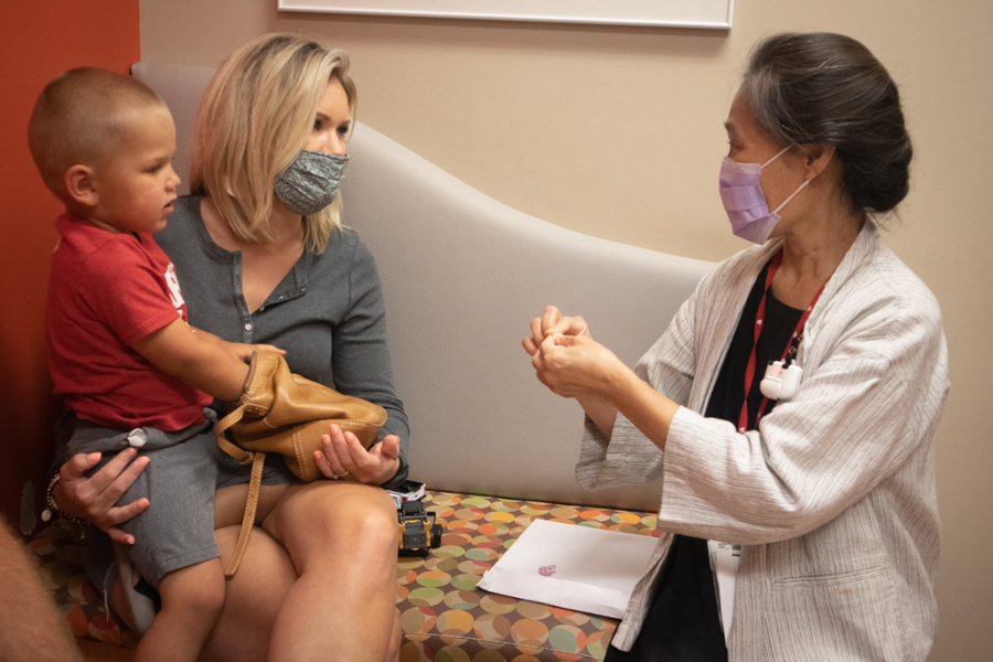 female doctor talking to patient 