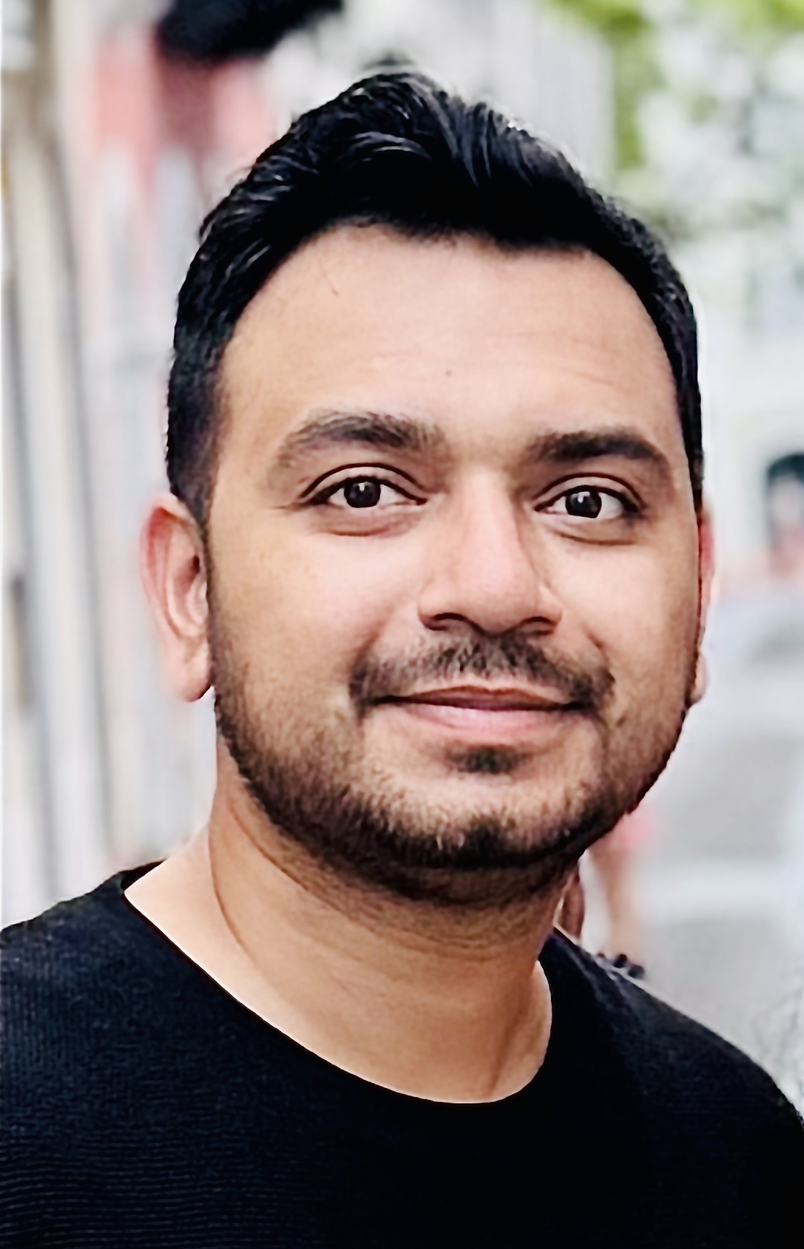 Instructor Vinay Shukla