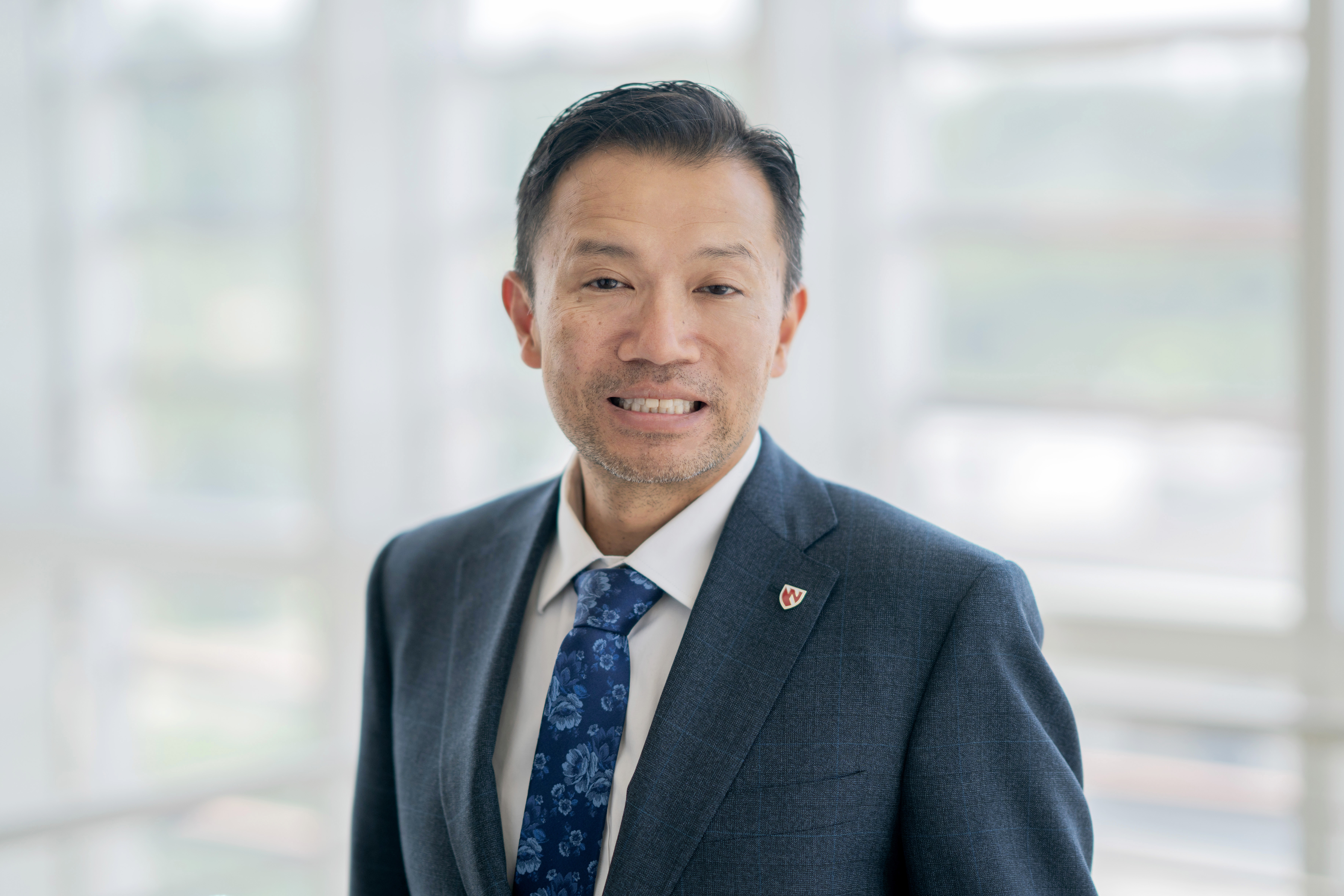Dr. Ryan Lee