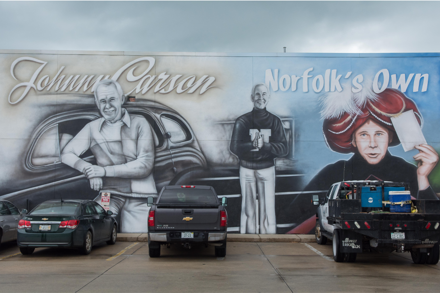 Mural of Johnny Carson in Norfolk, with text "Norfolk's own!"