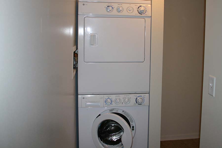 602-608 1 bedroom laundry