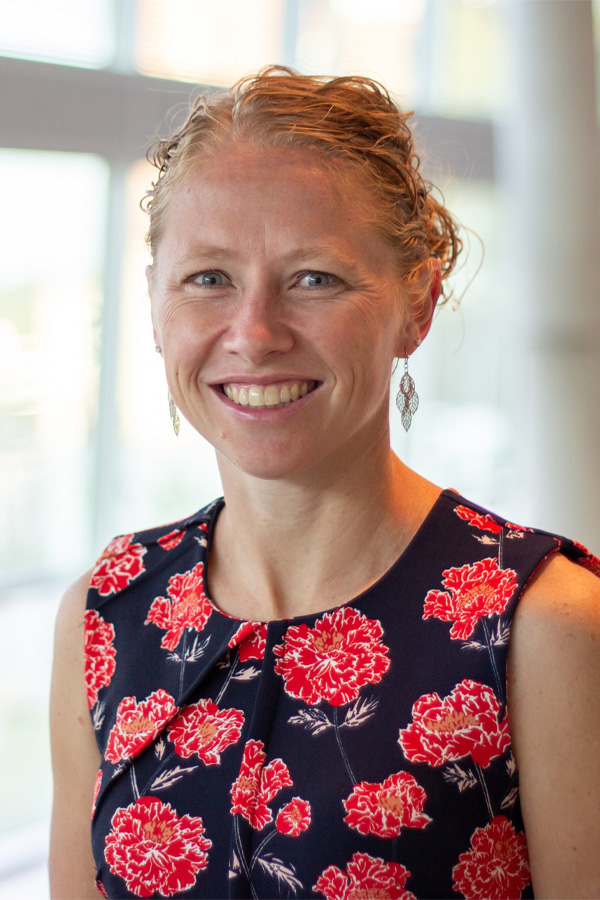Dr. Elizabeth Wellsandt