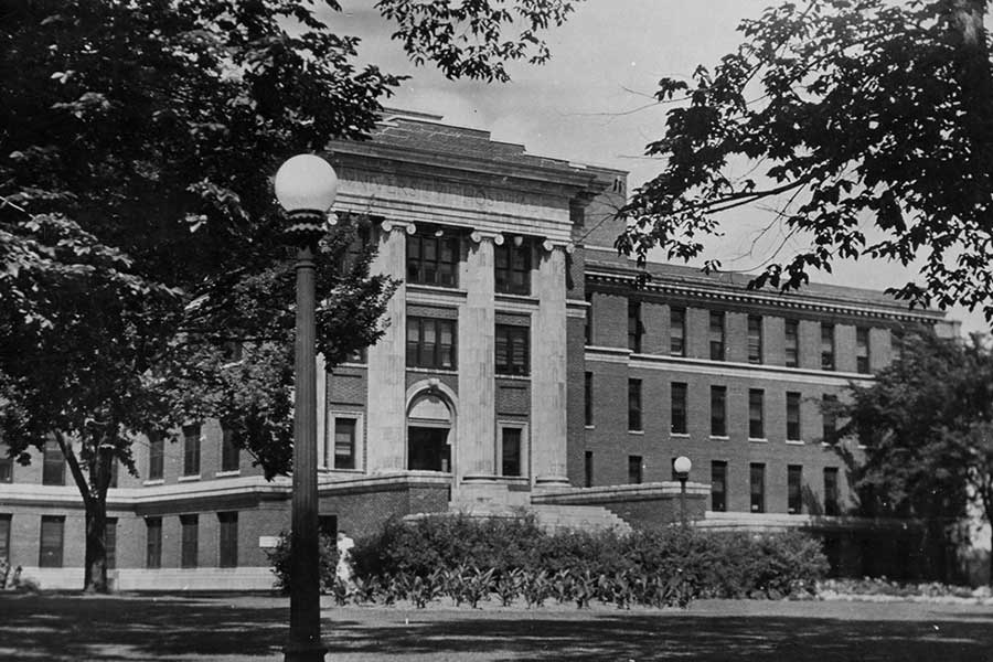 university_hospital1947.jpg